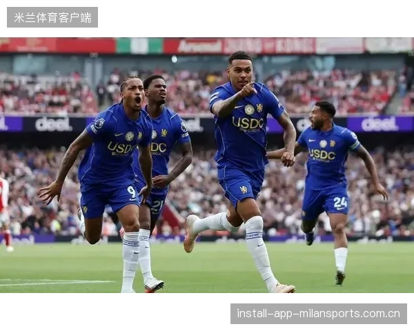 曼城又被击穿——看英超豪门如何跌入低谷 曼城又被击穿——看英超豪门如何跌入低谷